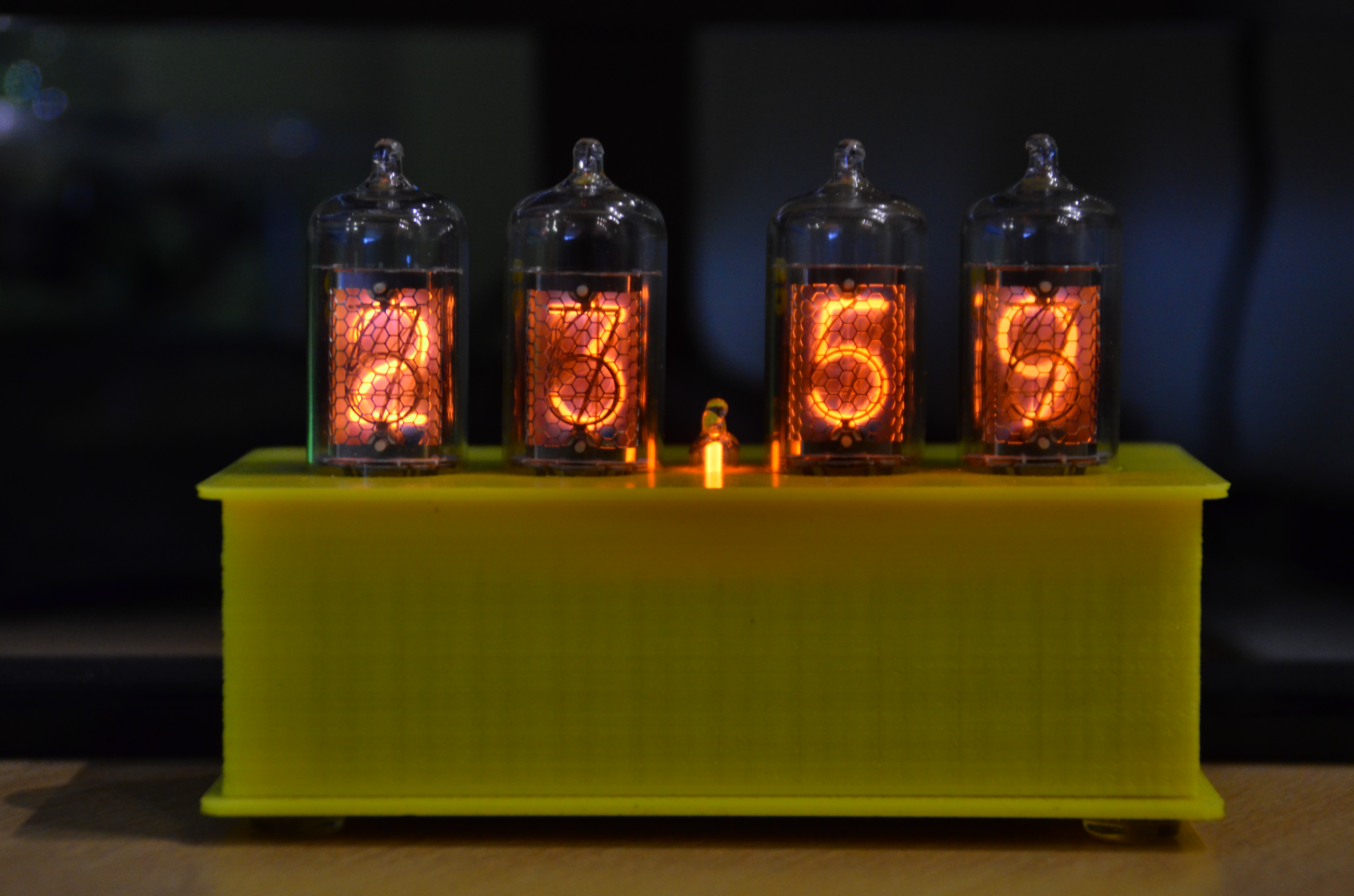 3D housing for a Nixie Clock (www.circuitsonline.net)
