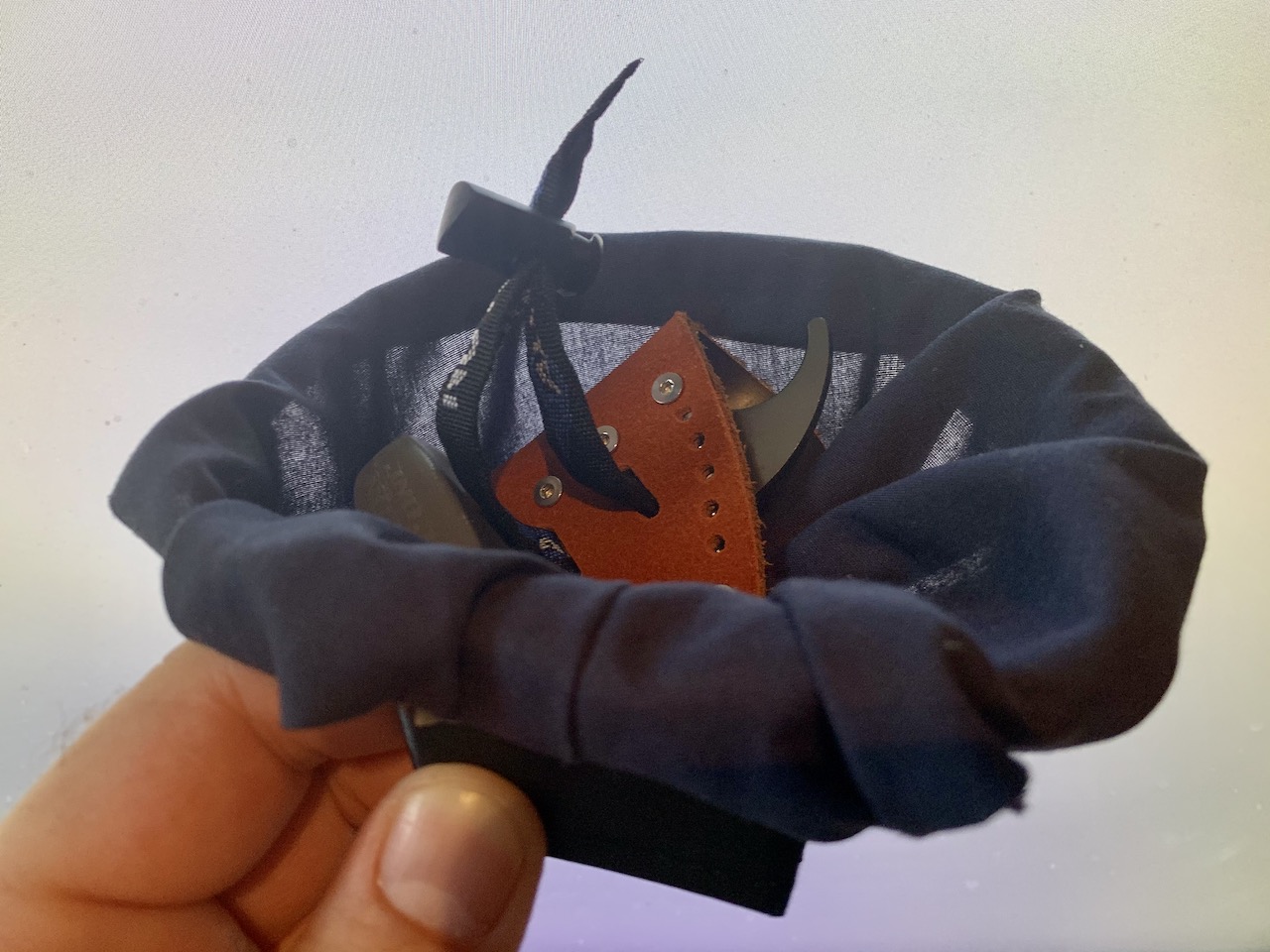 Release pouch (archery)