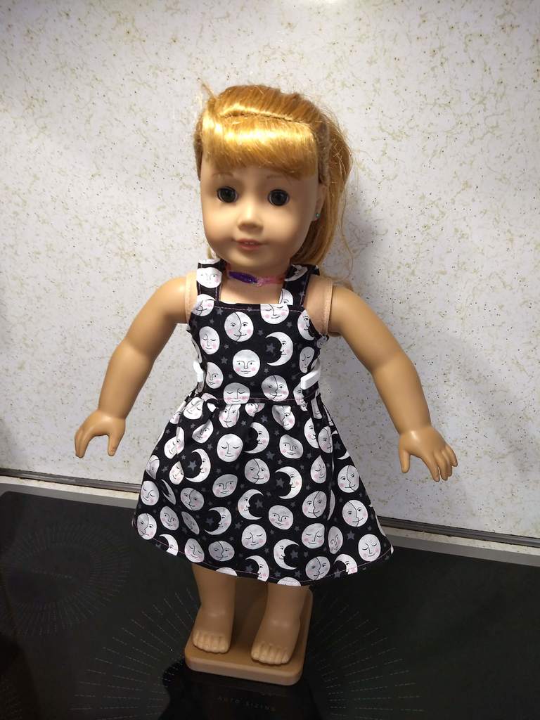 18 inch doll stand