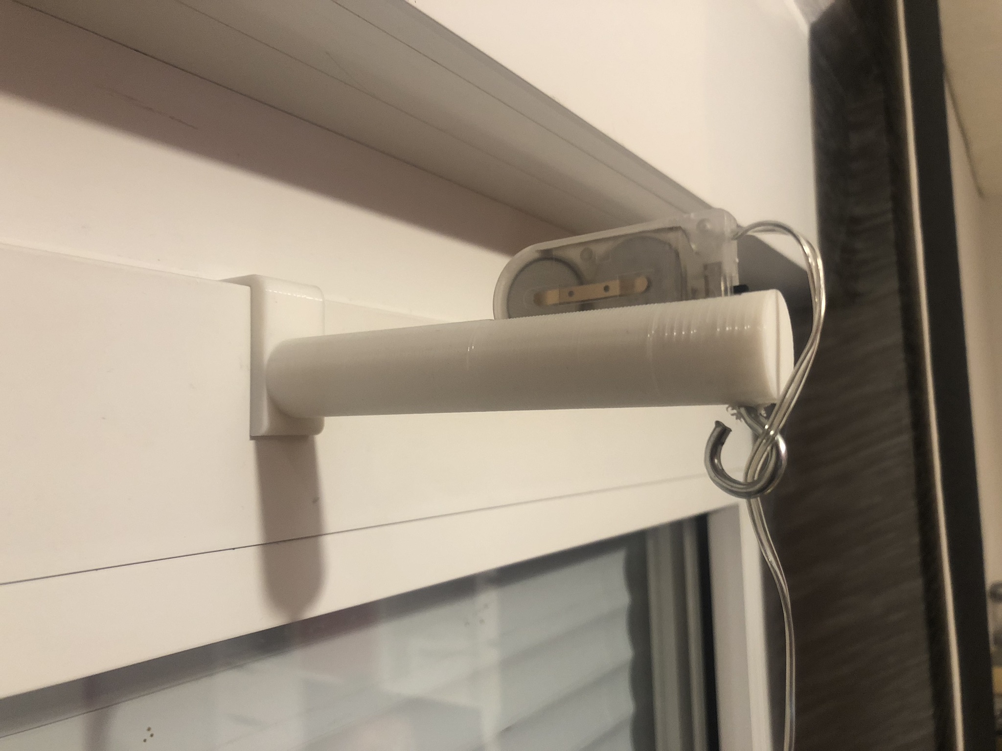 Halter für Fenster  (window mount)