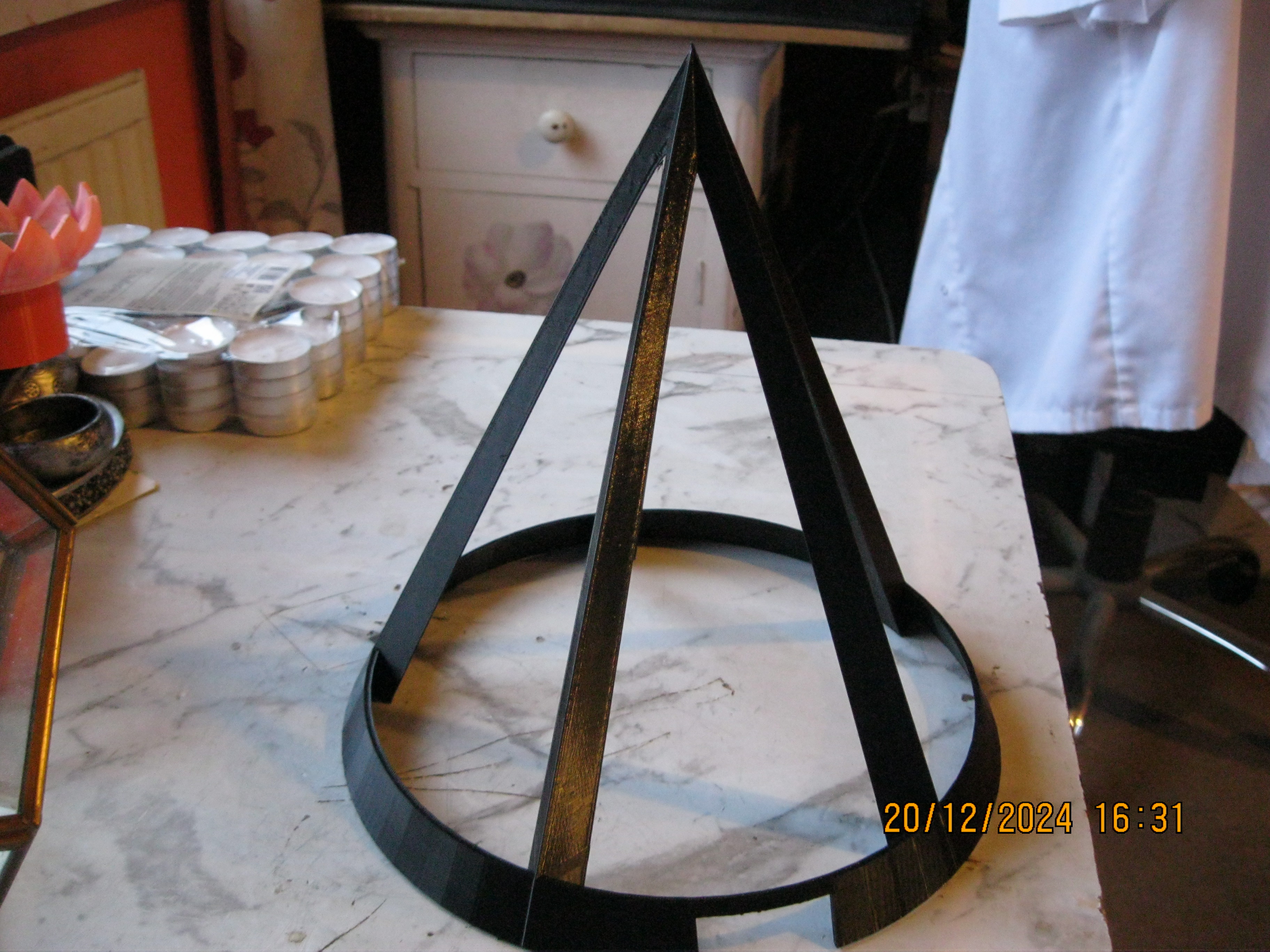 Terrarium top for a chocolate box plastic base