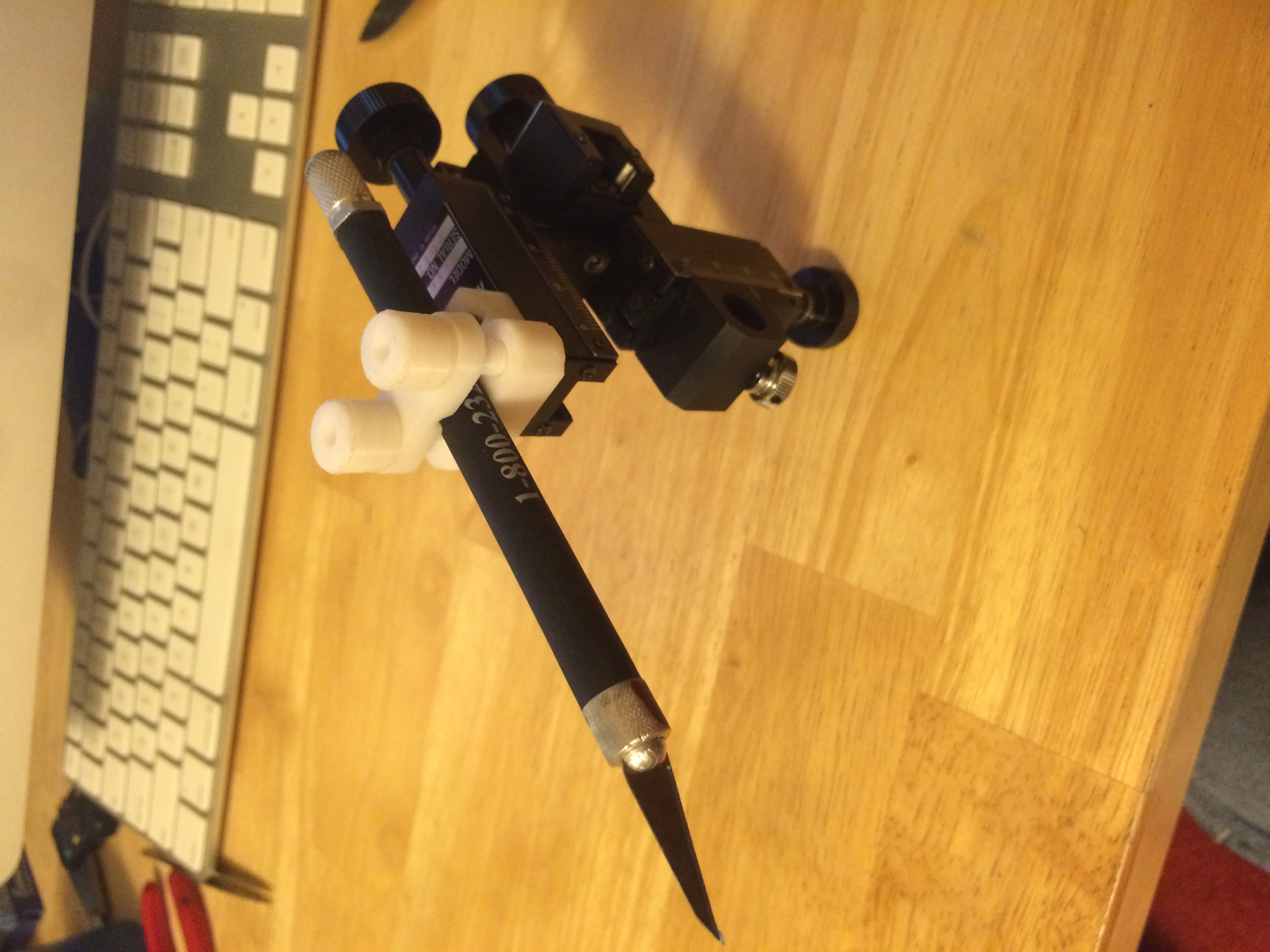 Clamp for Narishige micromanipulator