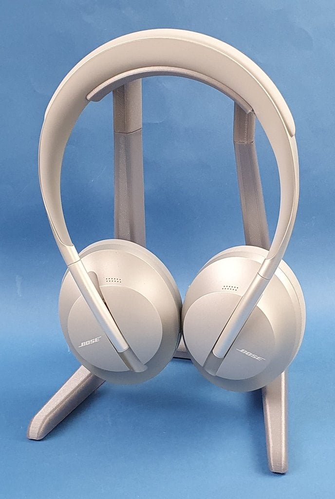 Form-fitting headphone stand