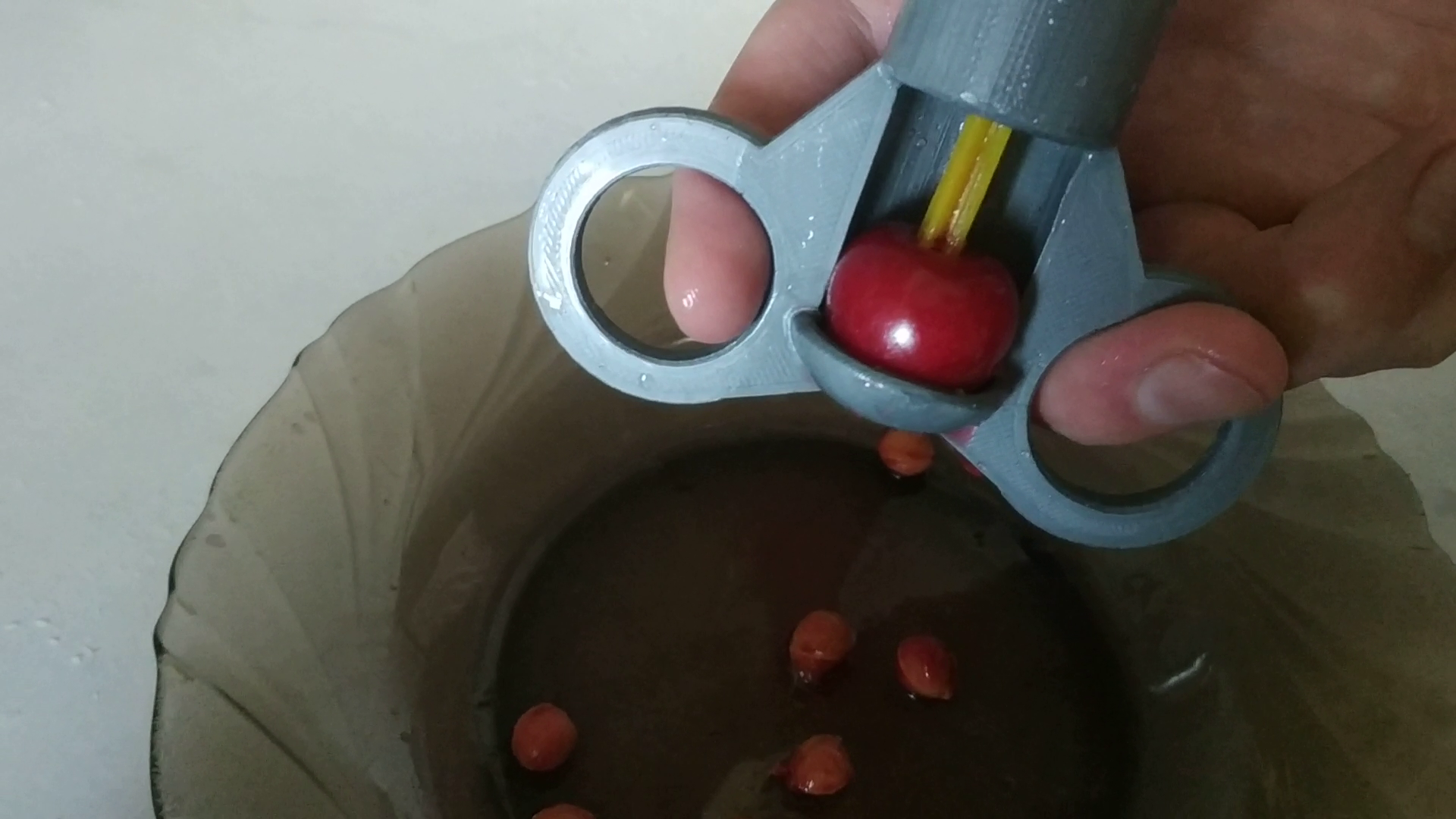 Cherry pitter tool