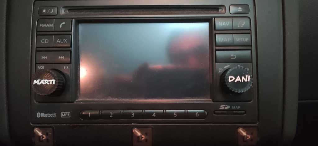 2011 Nissan Qasqhai Radio Volume Knob - Botón Volumen