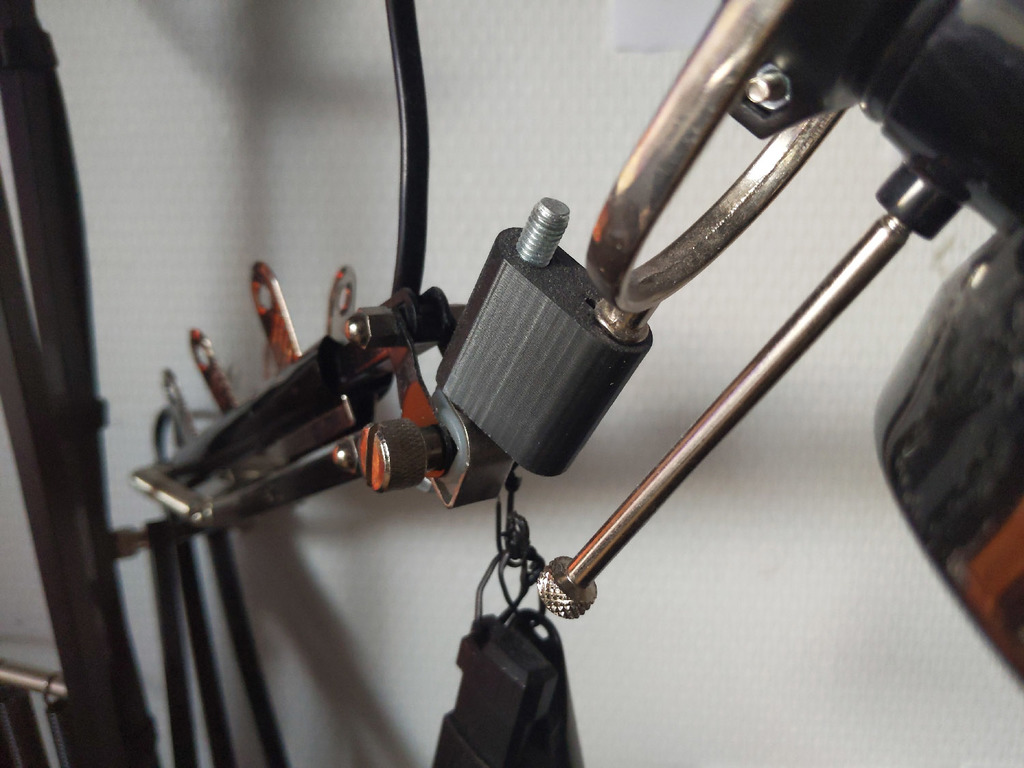 Hot Swap to turn Forsa Ikea Lamp into Ergonomic Arm
