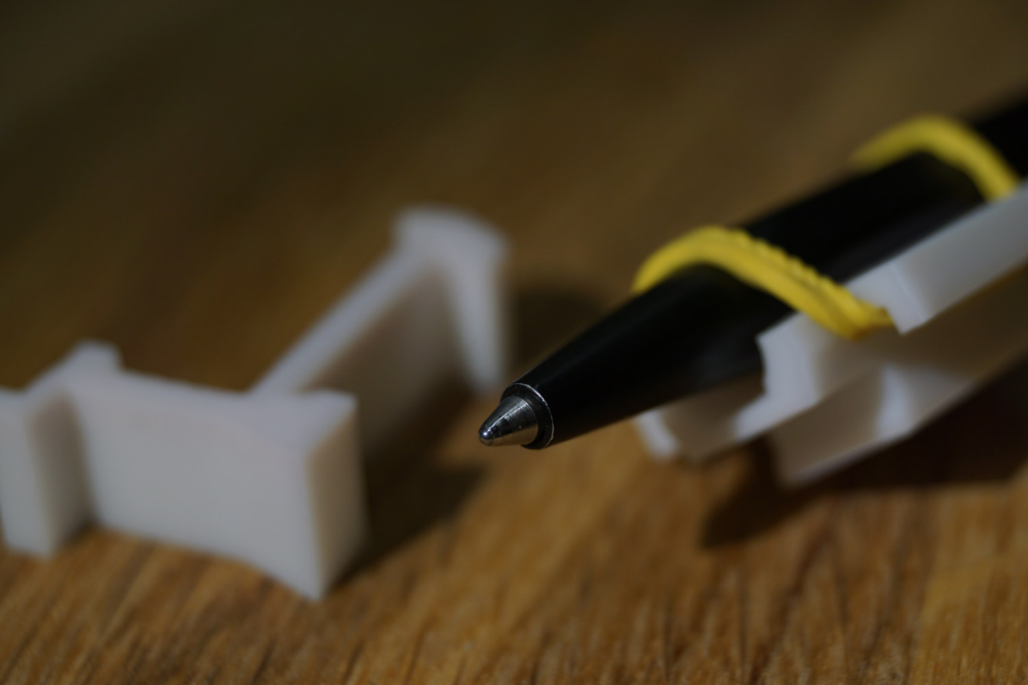 Pen holder for Creality Ender 3 (plotter mod)