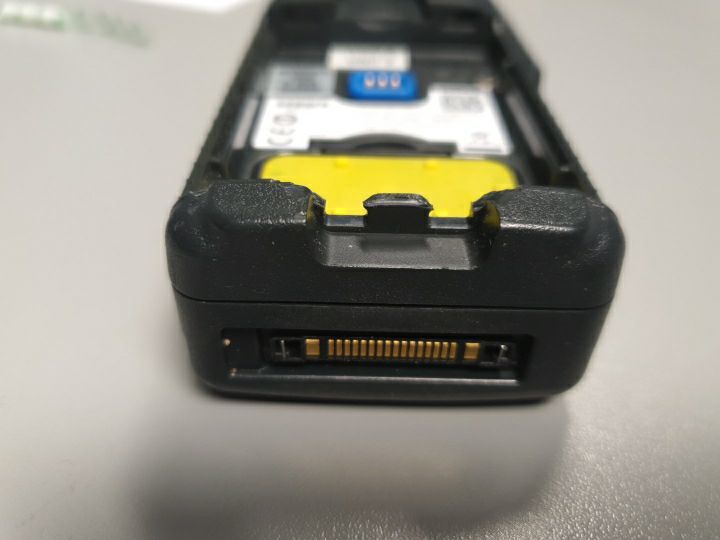 Sepura STP9000 broken battery clip fix