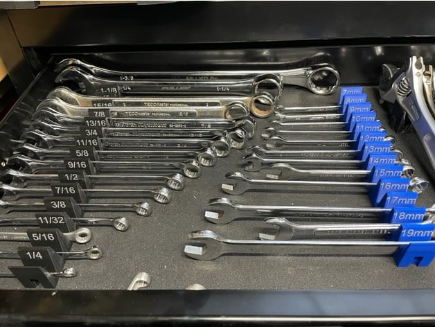 Modular Wrench Holder With Sizes