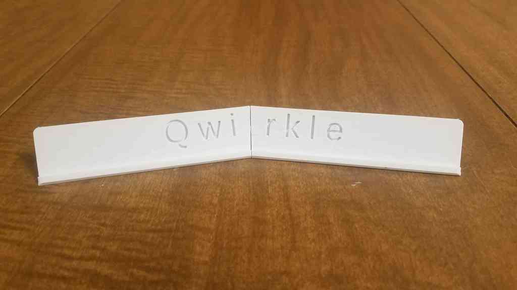 Qwirkle Travel Tile Holder