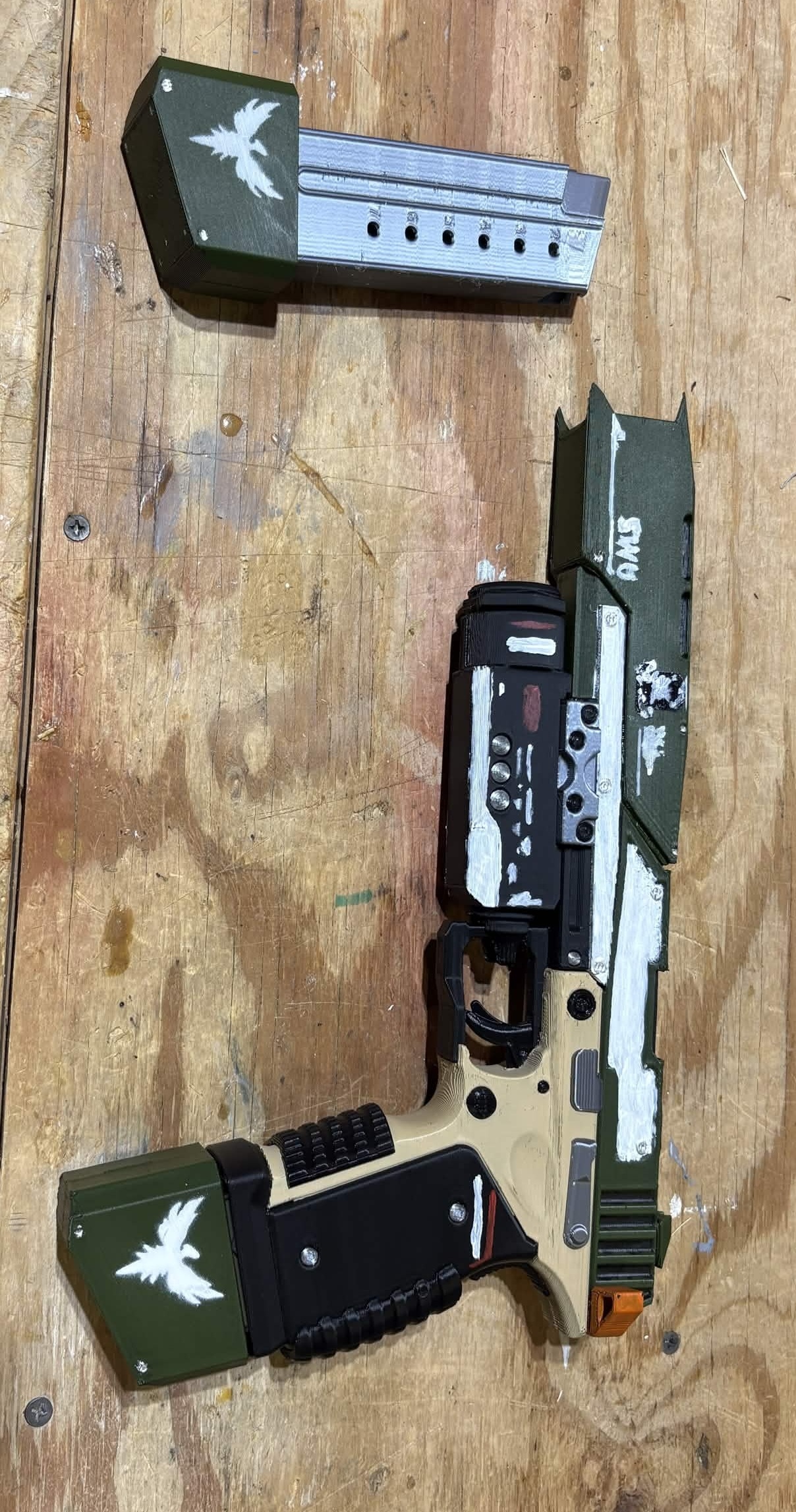 Smart Pistol MK6 from Titanfall 2