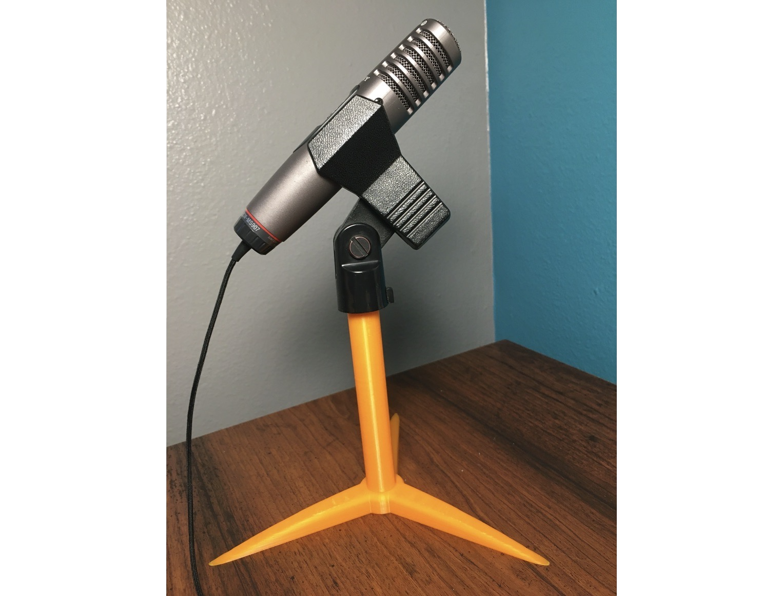 Small Mic Stand