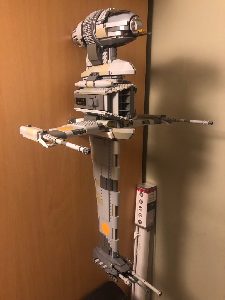 Lego Star Wars UCS B-Wing (10227) Wall Mount