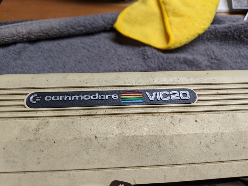 Commodore Vic 20 Rainbow label