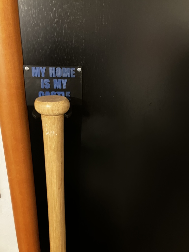 Baseball bat holder "My home is my Castle"