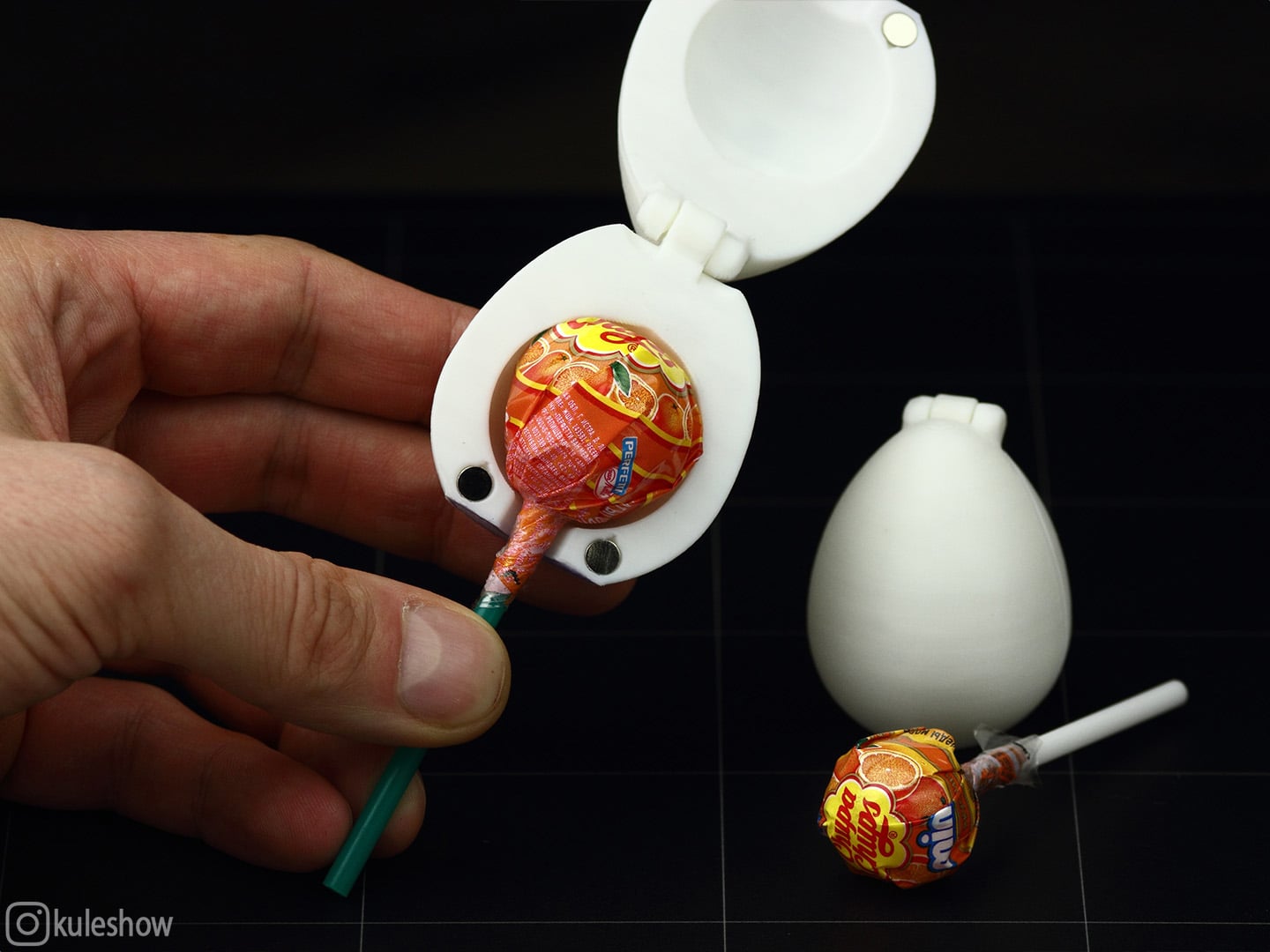 Egg Holder for Chupa Chups