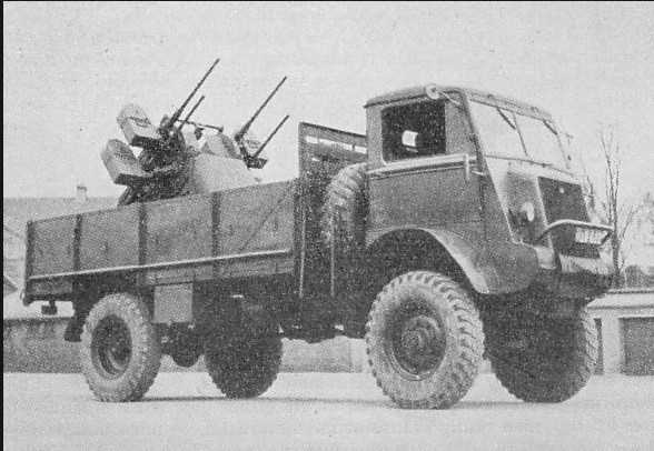 Bedford QLC with M45 Quad Gun