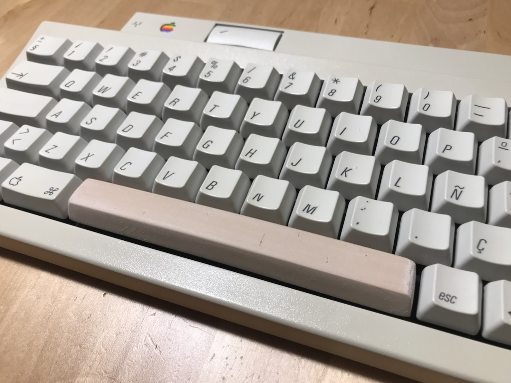 Apple Keyboard II - Spacebar keycap