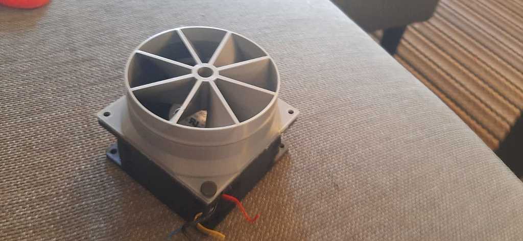 MEGALOSOSALO - 90mm fan adapter. IPT&STL