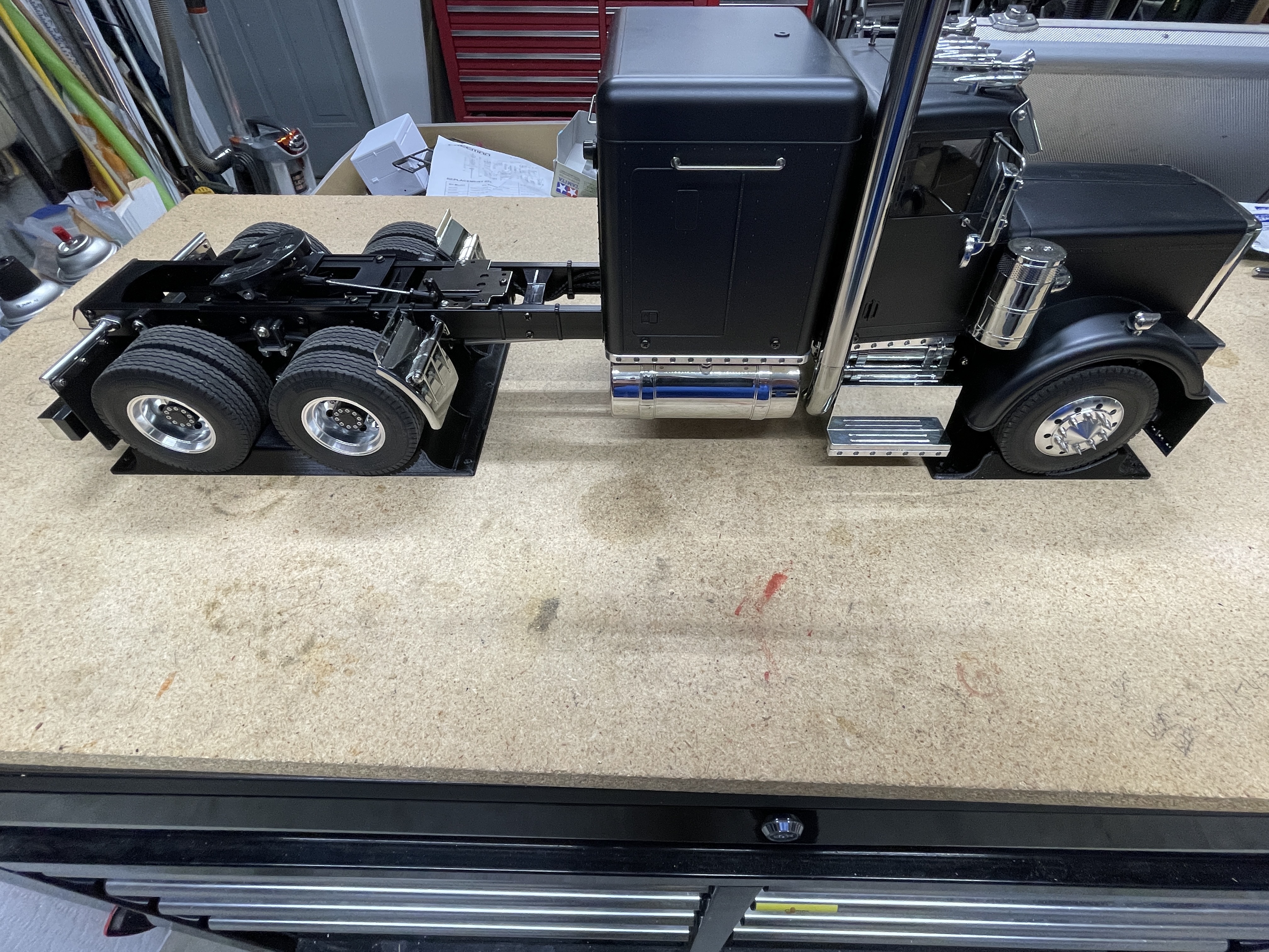 Tamiya Semi Display Stand / Wheel Chock