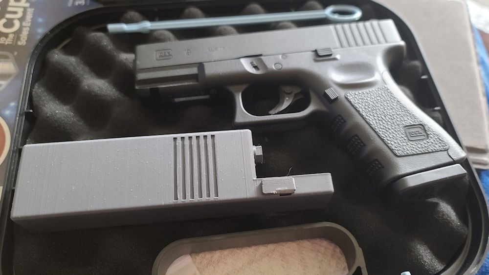 Umarex Glock-19 CO2 4.5mm BB Airgun Suppressor