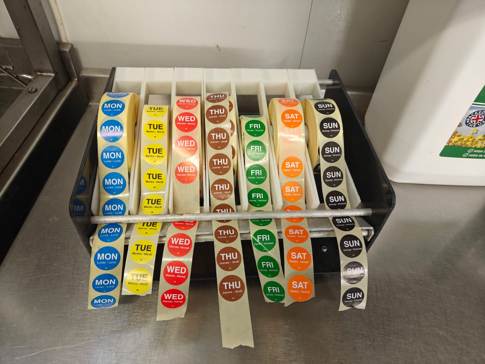 Kitchen Day Label Spool Dispenser Holder