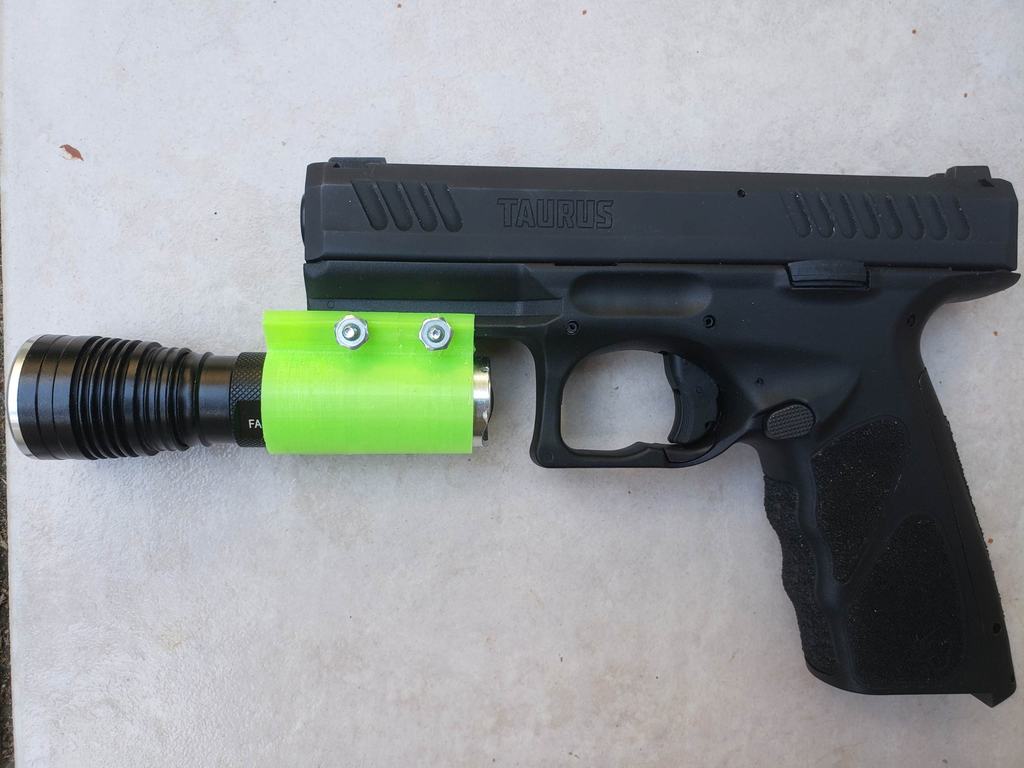 Pistol Picatinny flashlight mount 