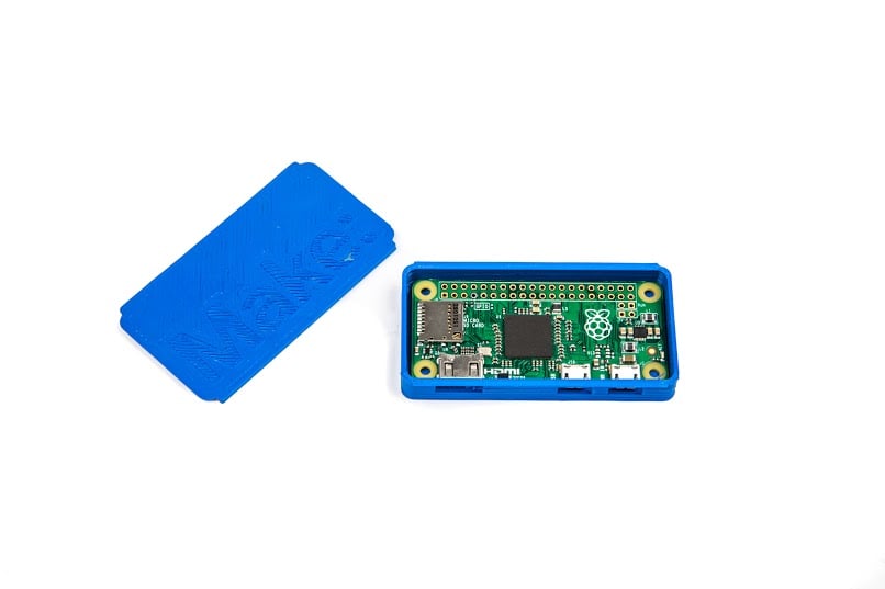 Make: Raspberry Pi Zero Case