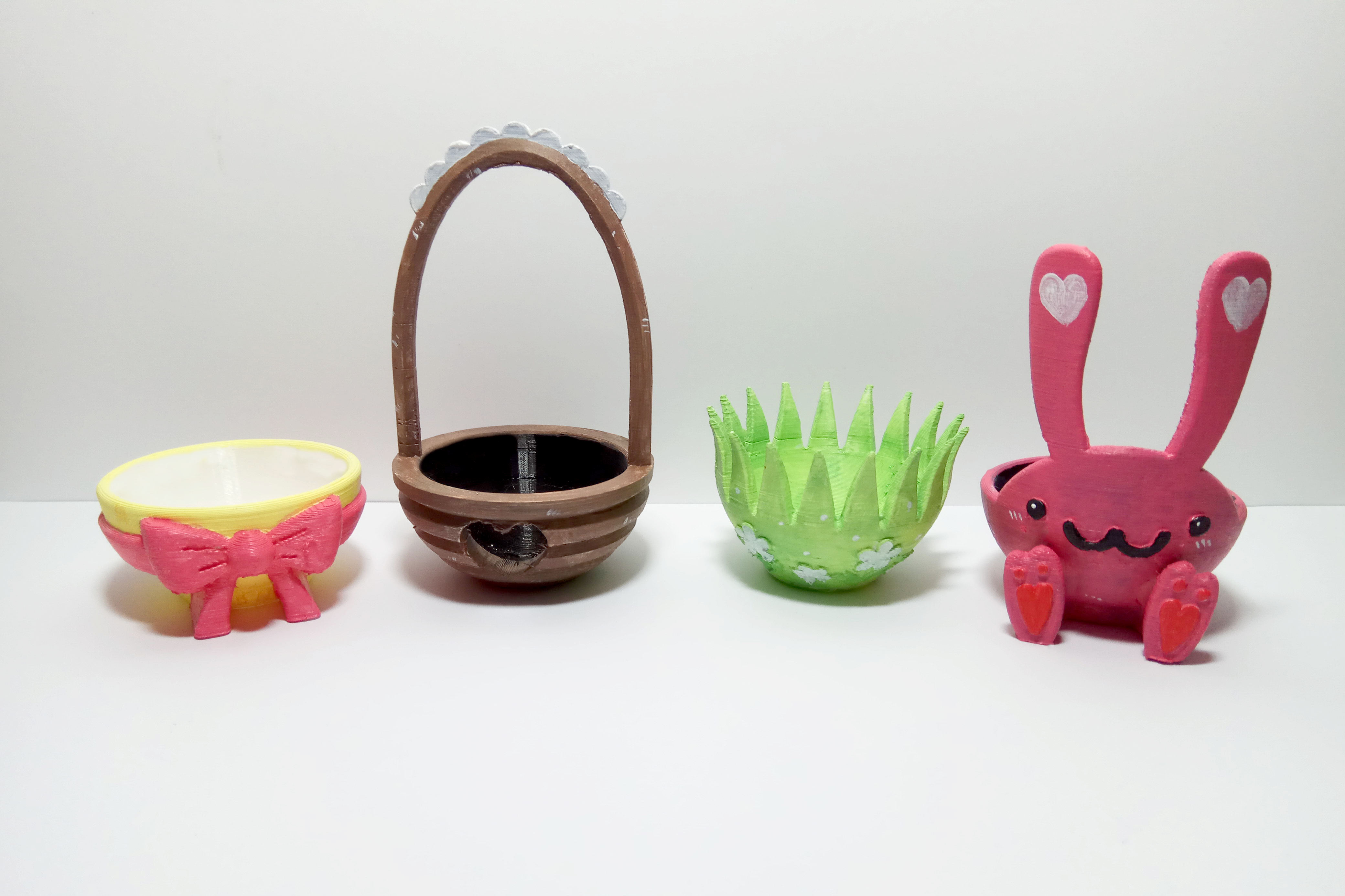 Easter egg holder