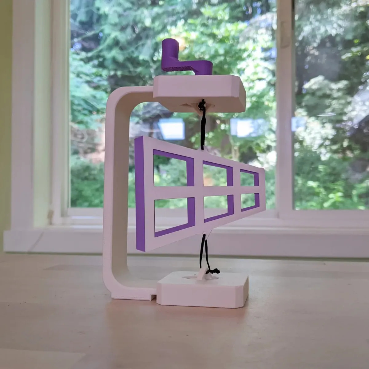 Ames Windows - Rotatable Floating Frame