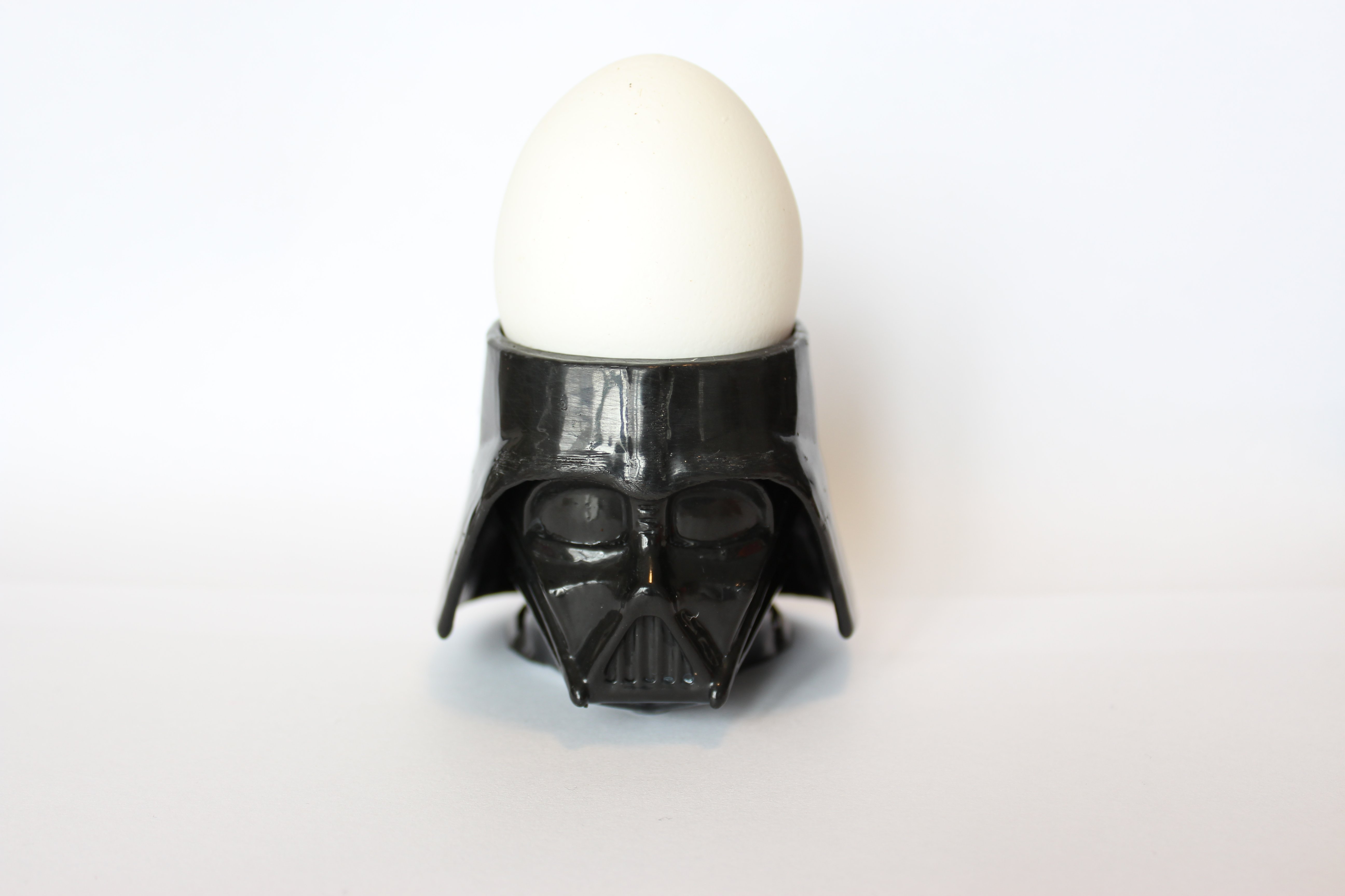 Varth Dader Eggcup