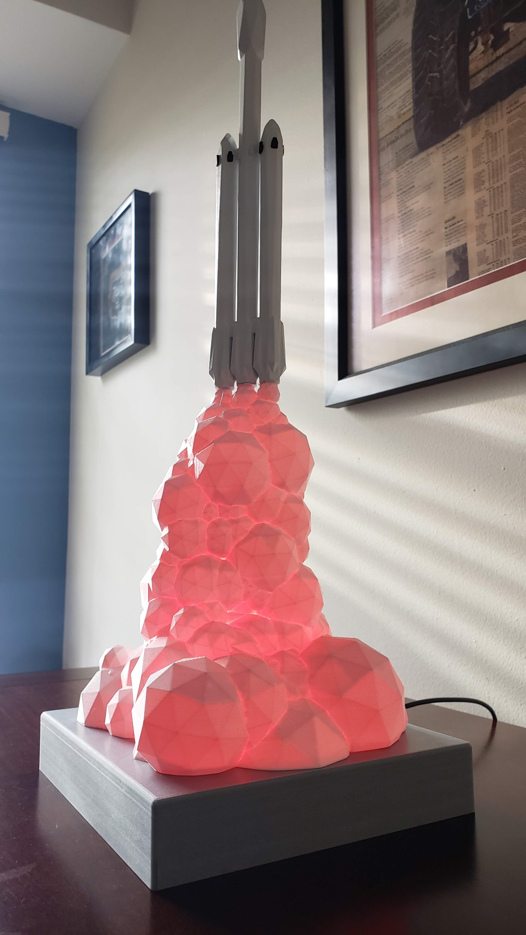 Low Poly Falcon Heavy Rocket Lamp Remixed Base
