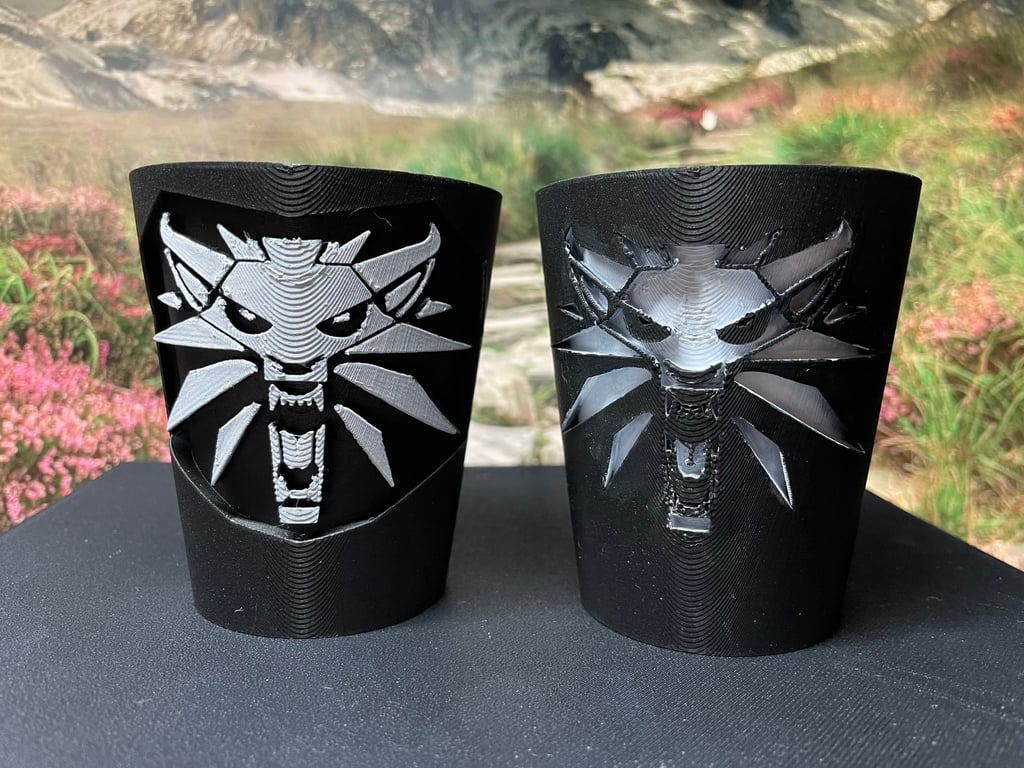 Witcher Dice Cup - Wolf School