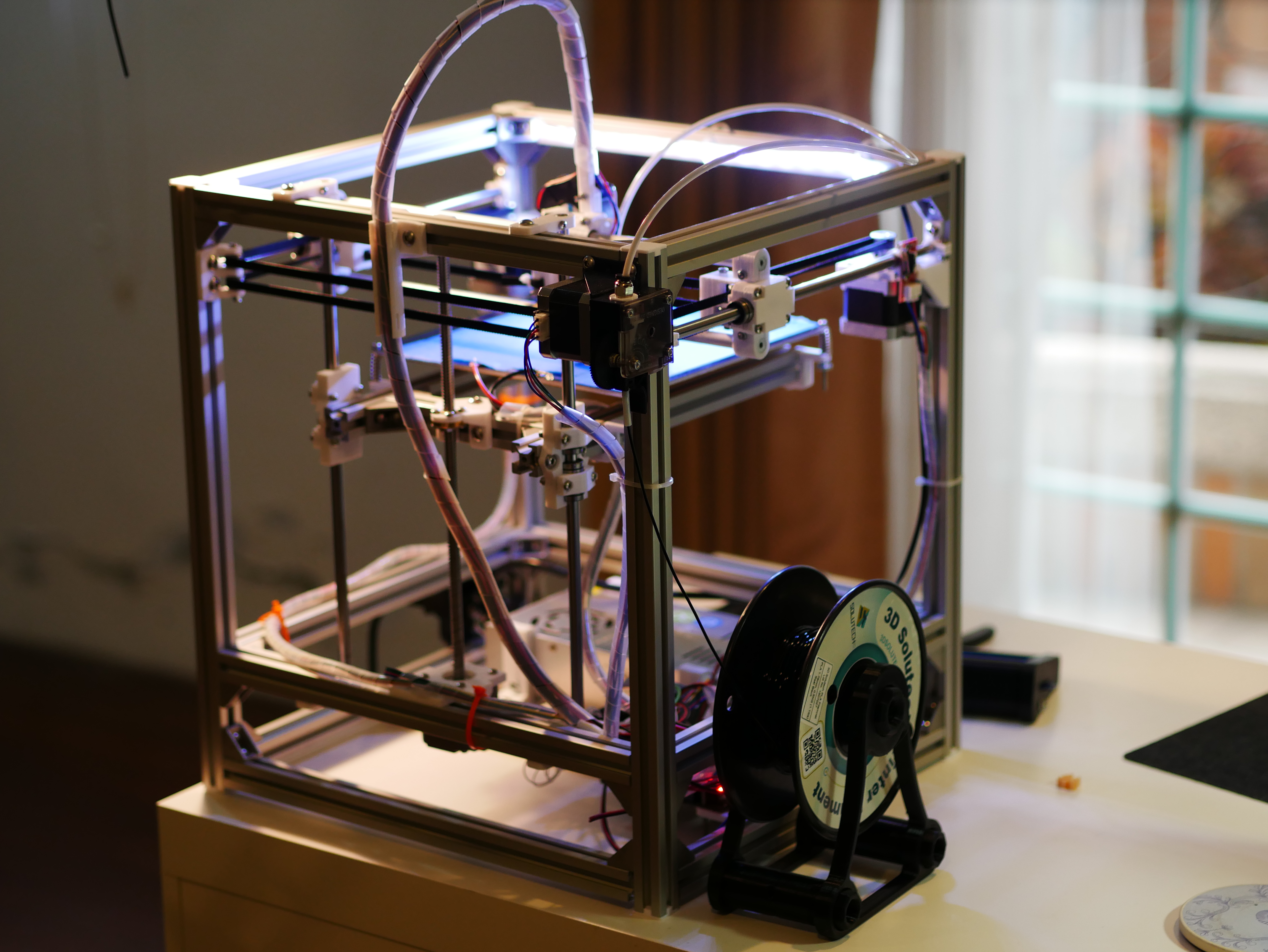 Cable support on X carriage for HyperCube 3D printer