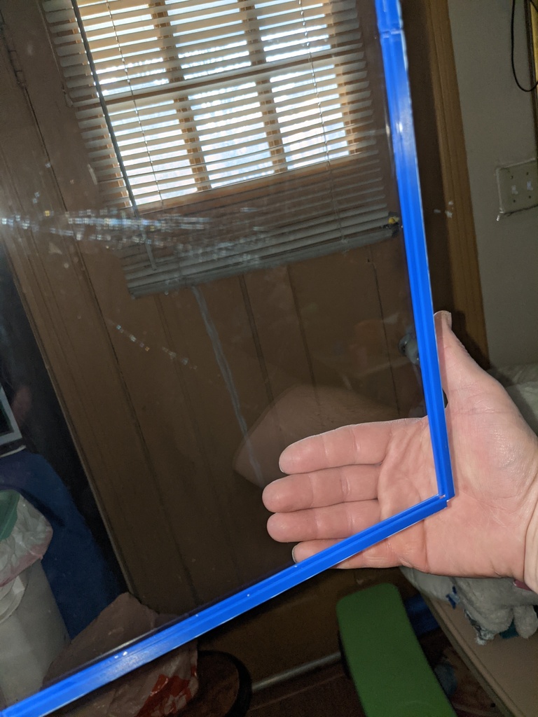 1/4 inch Plexiglas Edge Guard