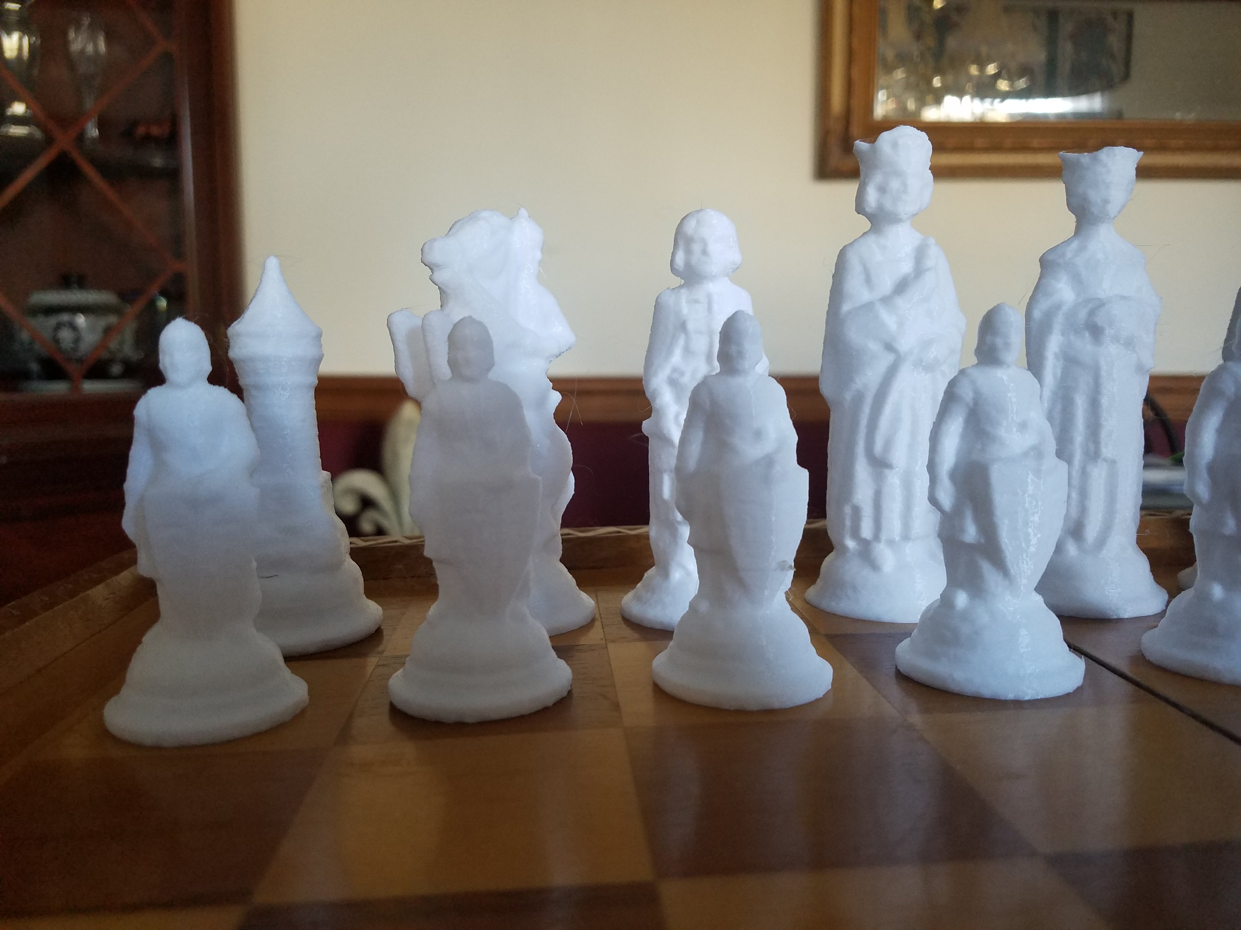 E S Lowe Renaissance Chess Set reproduction