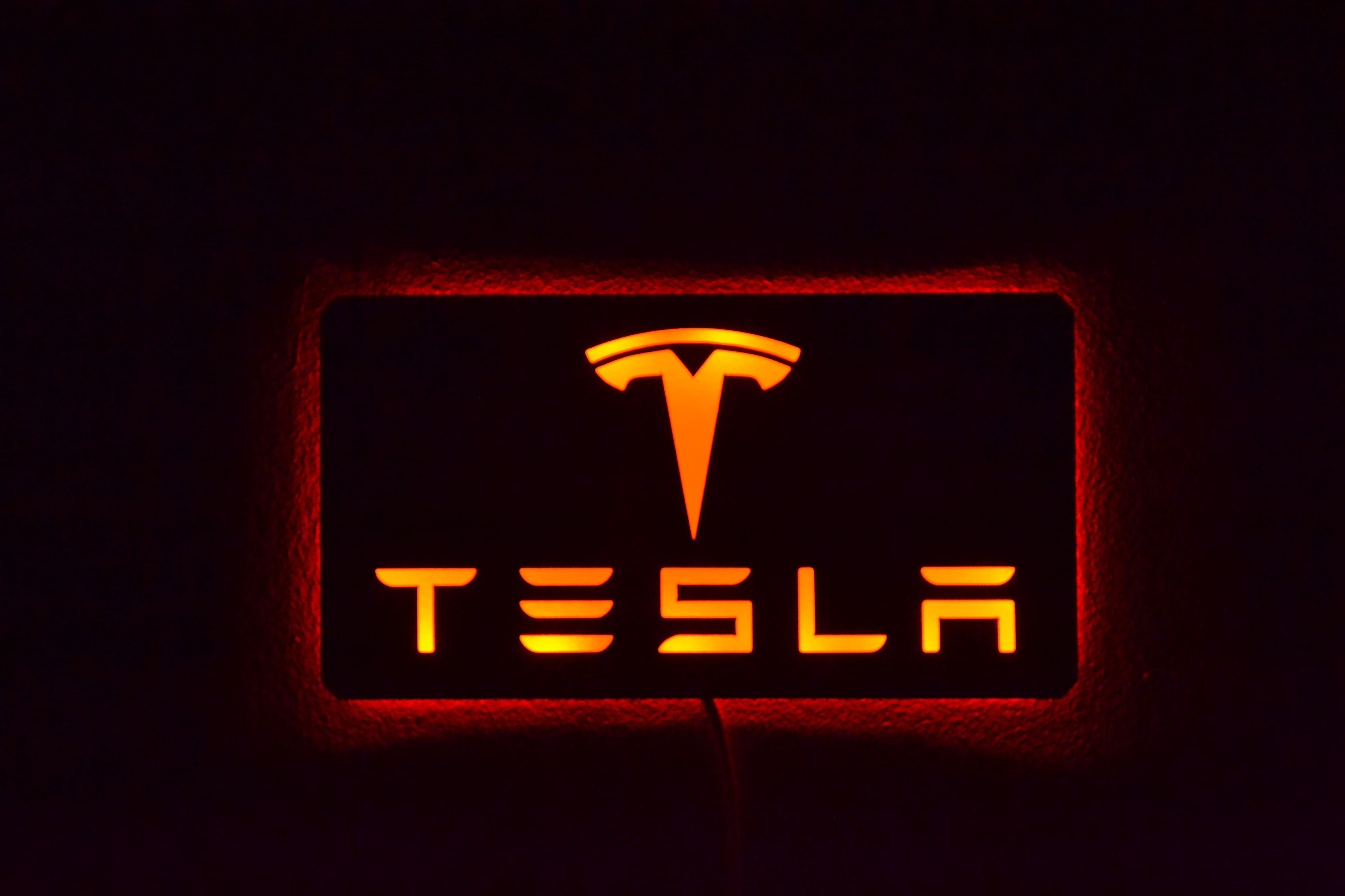 Tesla Lightbox