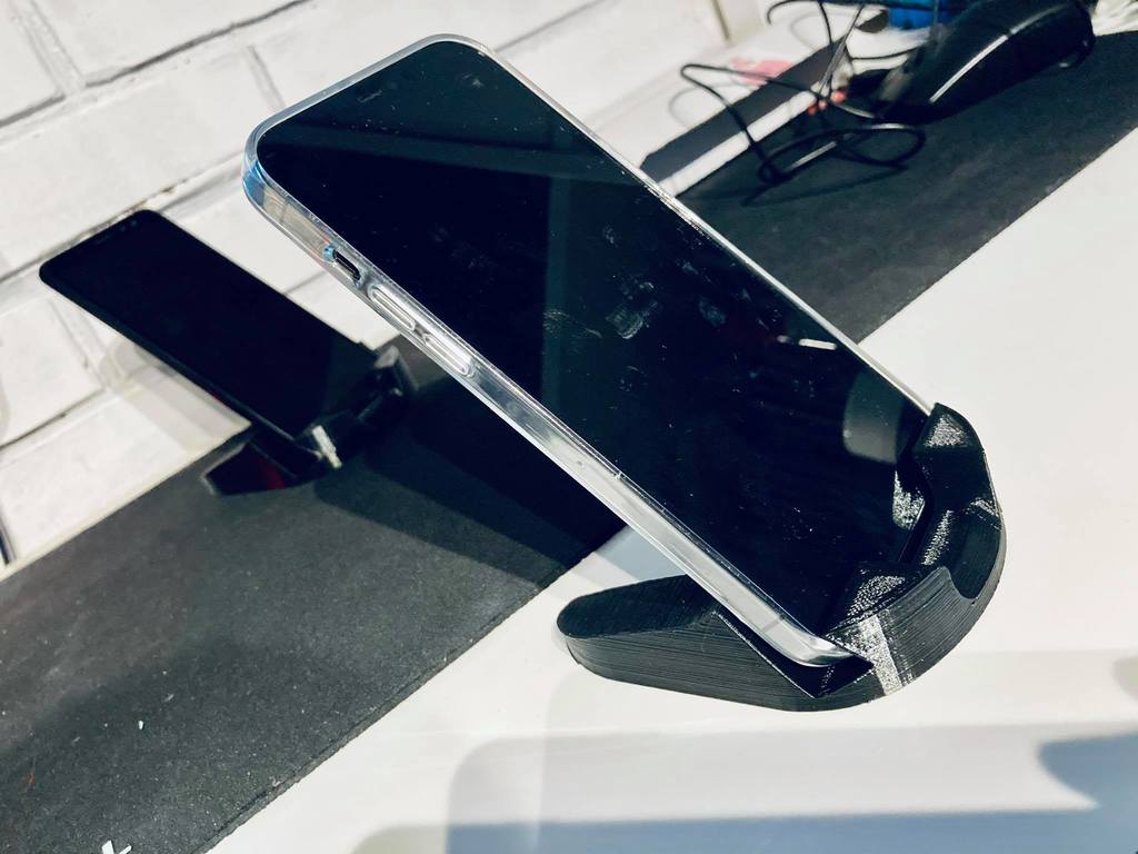 Iphone 12 Pro / MAX stand