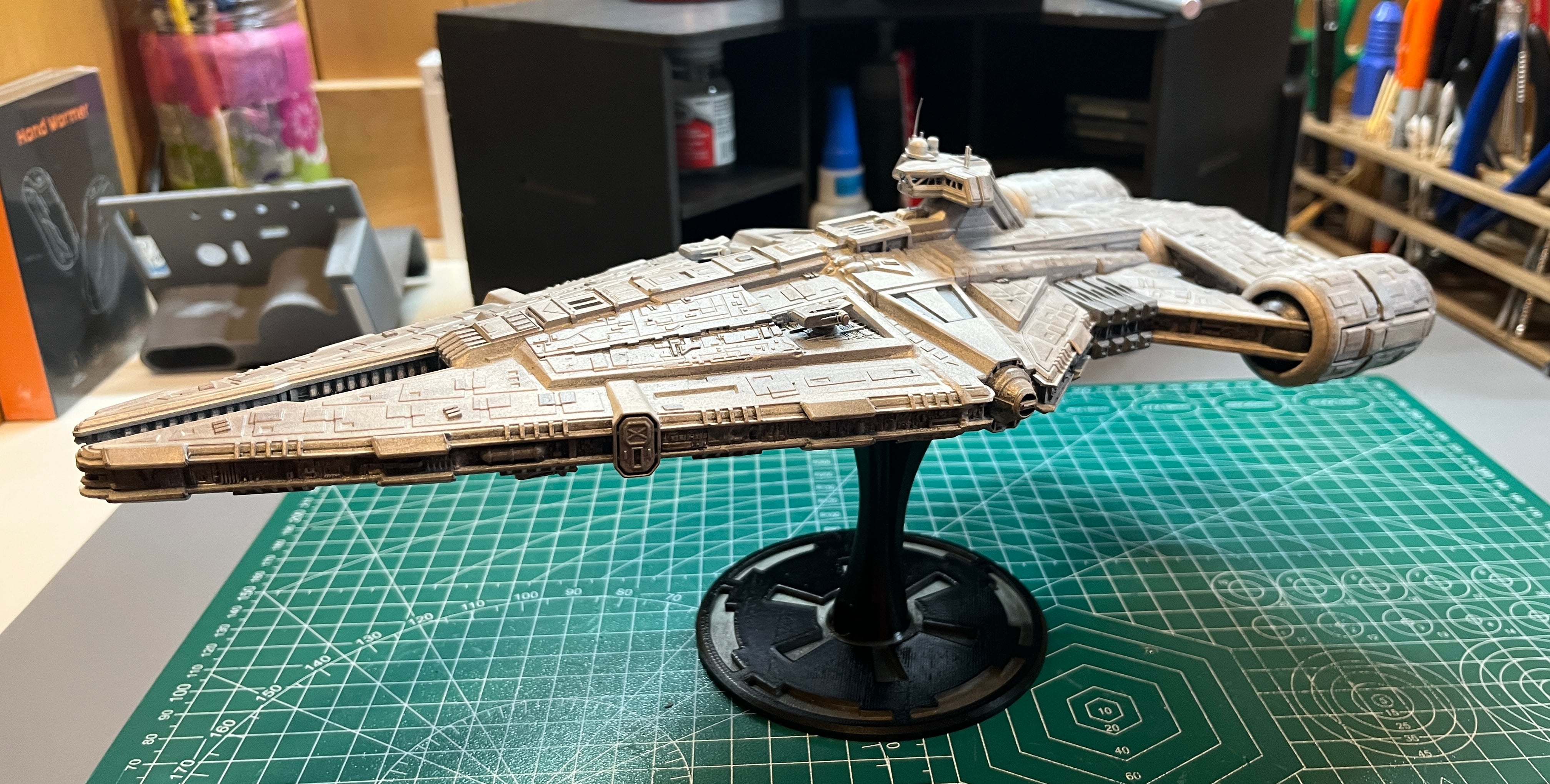 Star Wars The Mandalorian Arquitens Light Cruiser