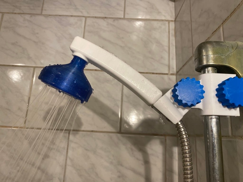 Nozzle-powered shower head