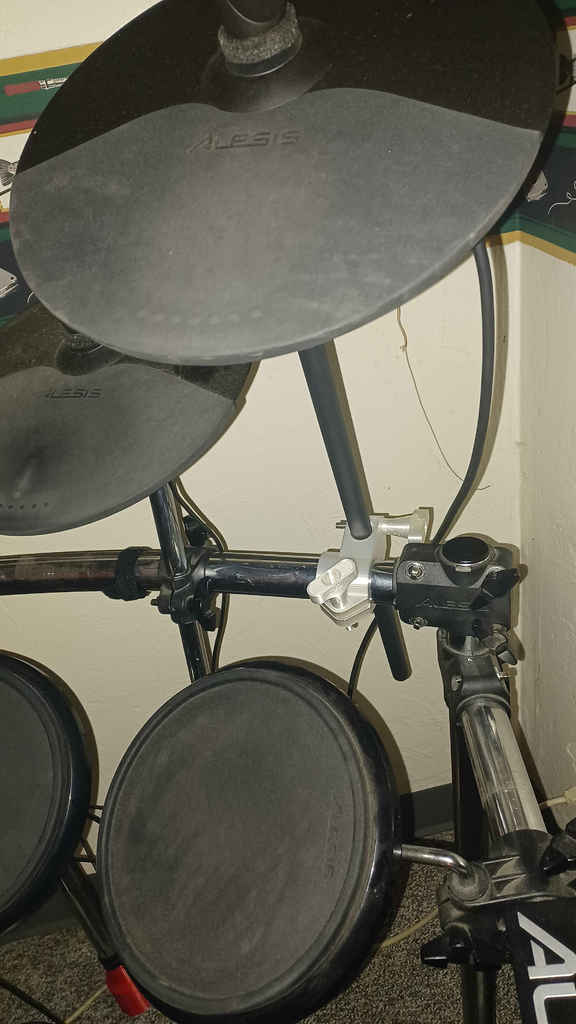Alesis Forge Accessory Clamp