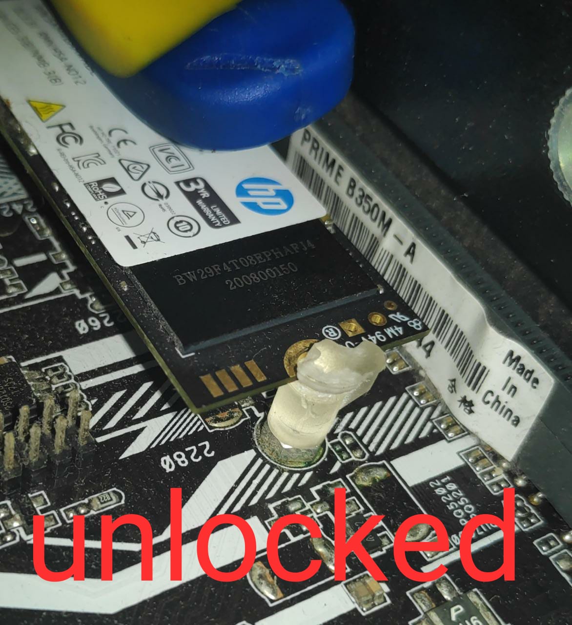 Toolless M.2/NVME SSD screw replacement