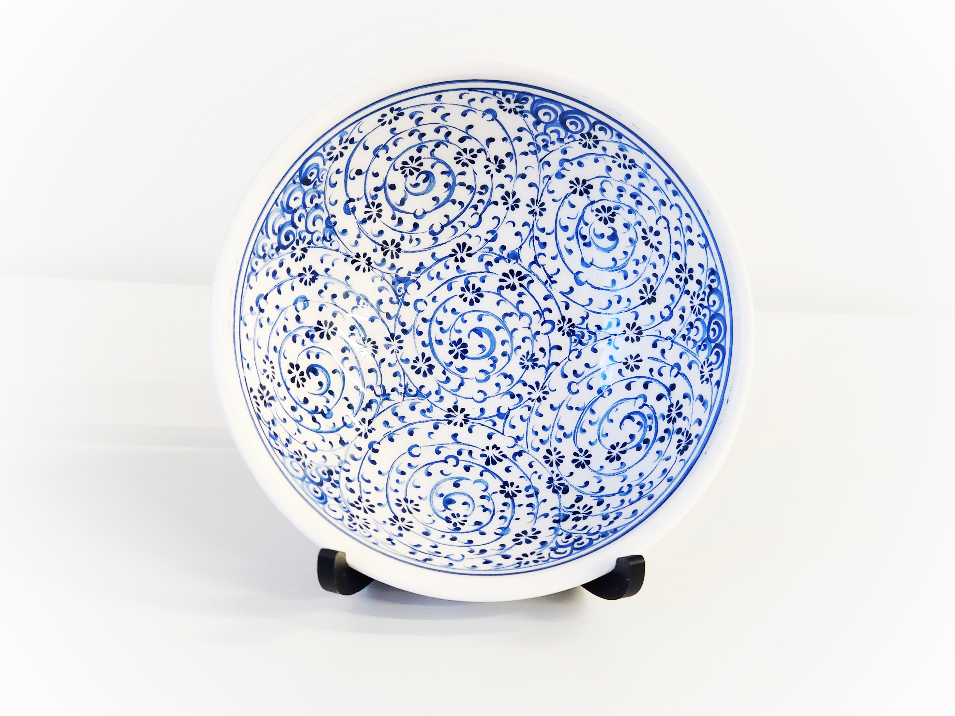 Easel Bowl Stand