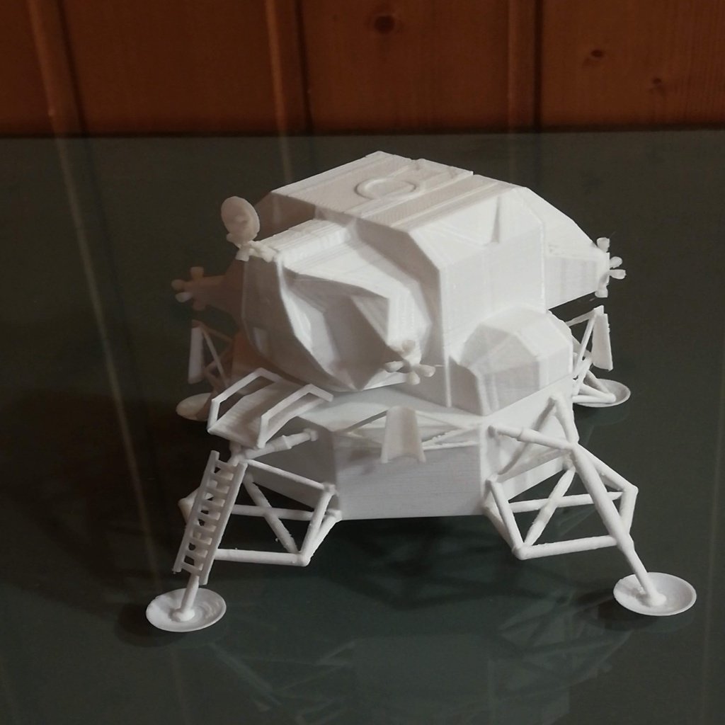 APOLLO 11 Lunar module