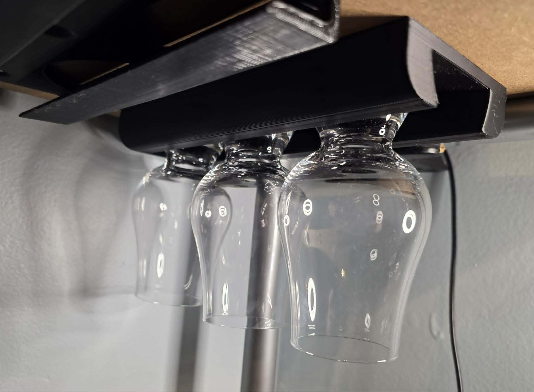 Glencairn shelf holder