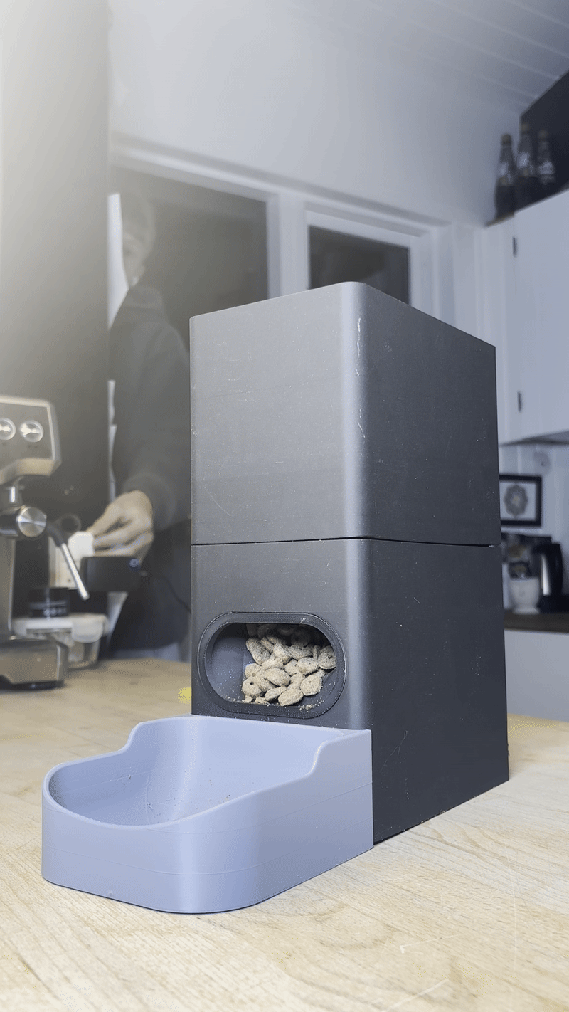 Miniatura 8 do modelo 3D Munch-E automatic pet feeder with arduino super cheap