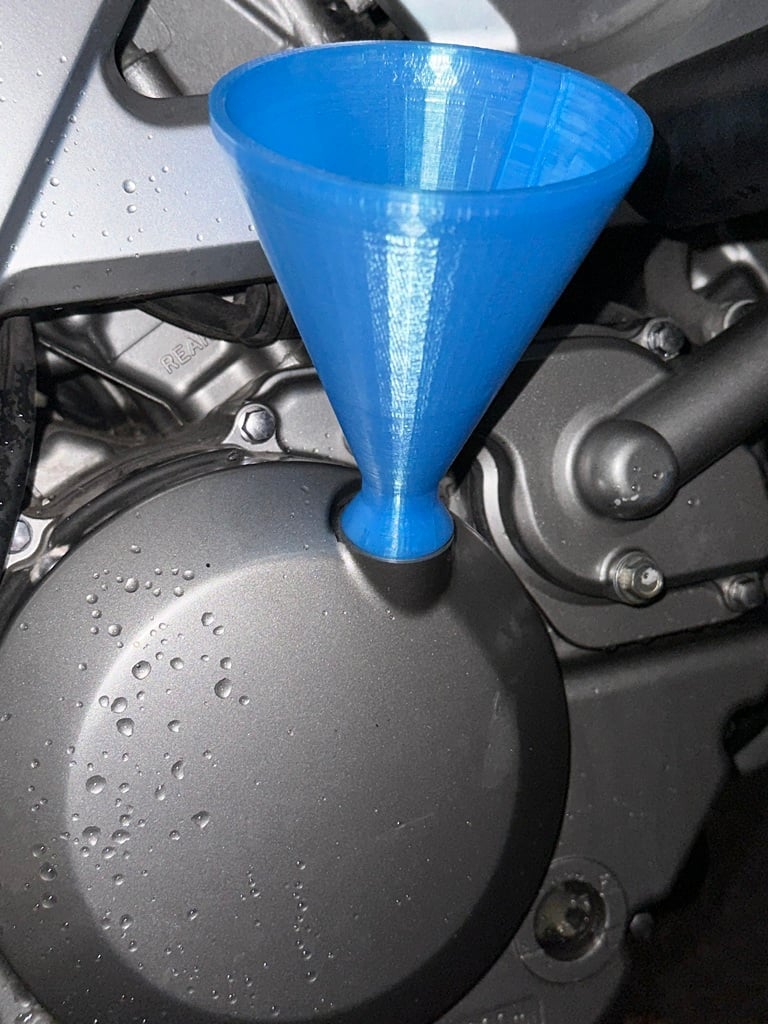 Motorcycle Oil Funnel 20mm Fine SV650 DL650