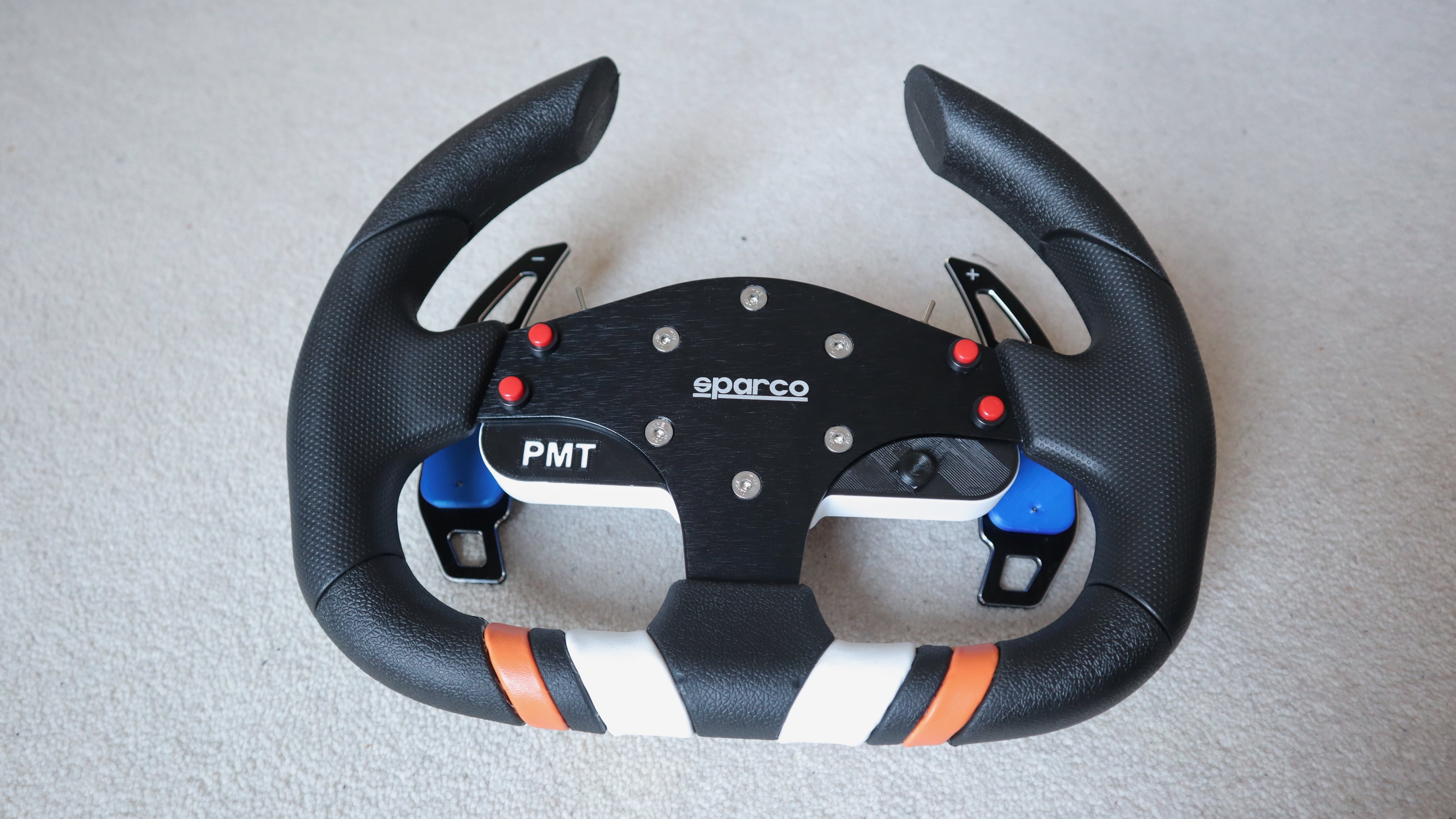 Custom Steering wheel mod for Thrustmaster