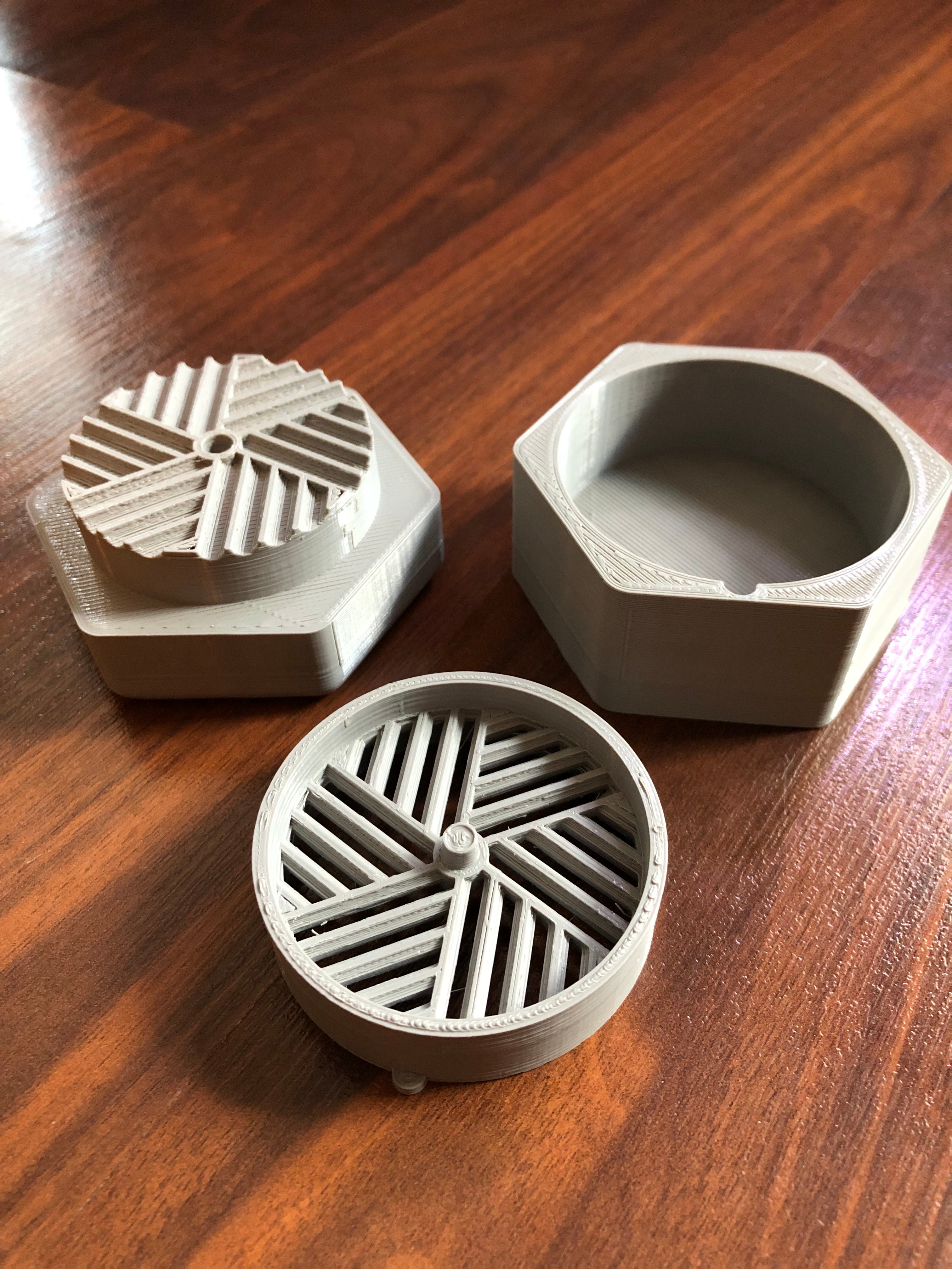Toothless Herb Grinder