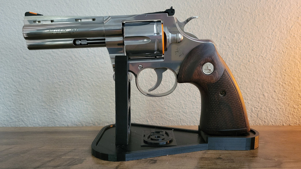 Colt Python Stand with logo